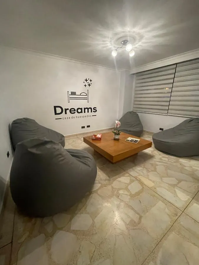 Lindo Y Nuevo Alojamiento Laureles, Habitacion Privada Медельин Колумбия