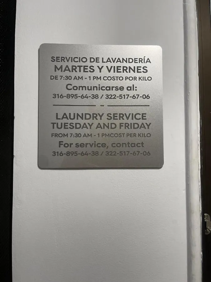 Lindo Y Nuevo Alojamiento Laureles, Habitacion Privada Medellin